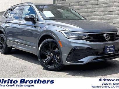 Certified 2023 Volkswagen Tiguan SE R-Line