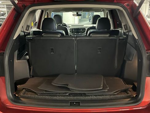 Used 2022 Volkswagen Atlas SE w/ Panoramic Sunroof Package FWD image 39