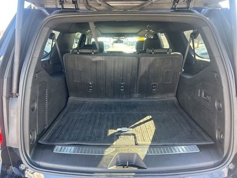 Used 2022 GMC Yukon XL Denali w/ Max Trailering Package image 8