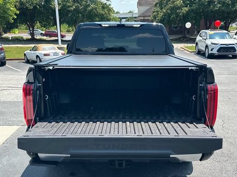 Used 2025 Toyota Tundra Limited AWD/4WD image 5