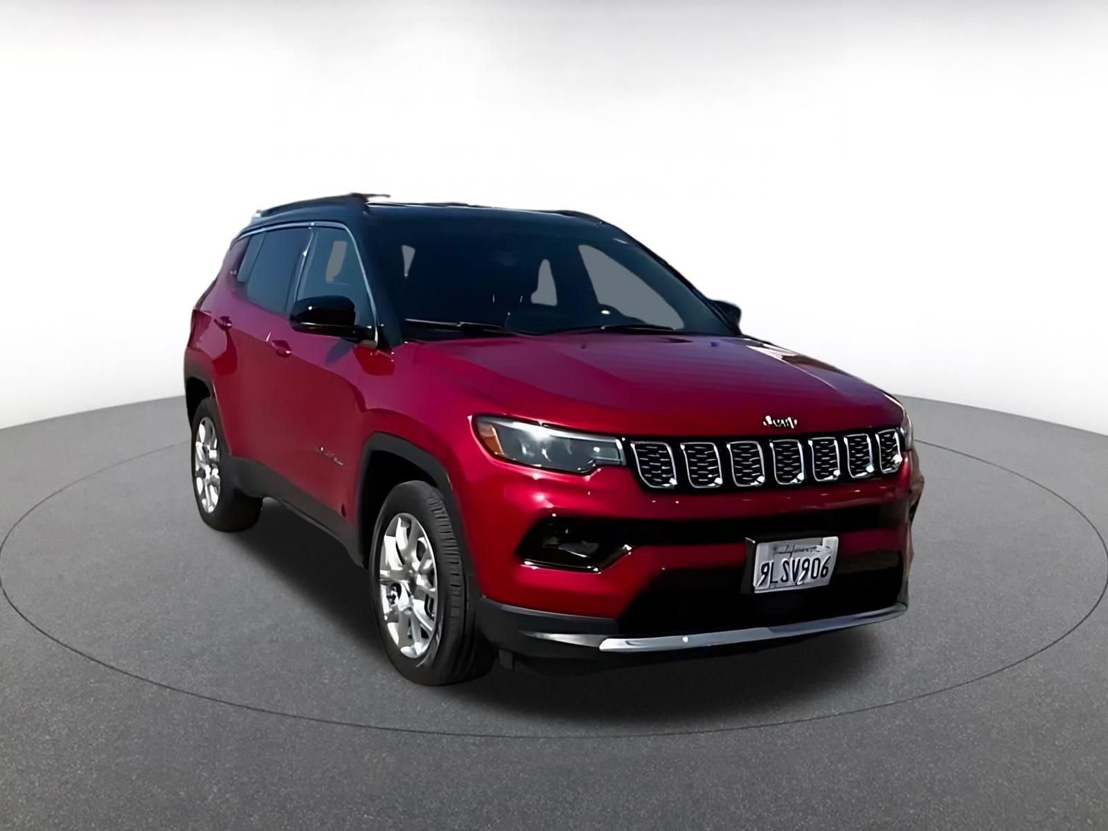 Used 2025 Jeep Compass Limited AWD/4WD image 6