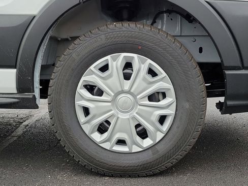 New 2025 Ford Transit 250 148 Medium Roof image 5