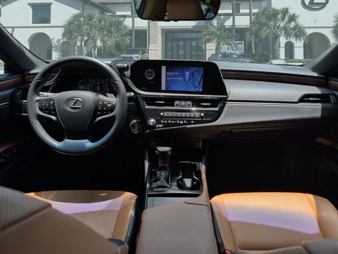 Used 2023 Lexus ES 350 w/ Premium Package FWD image 27