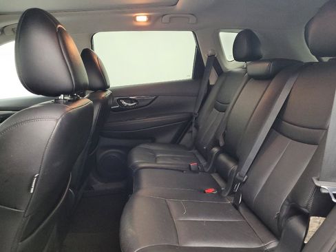 Used 2017 Nissan Rogue SL w/ SL Premium Package image 18