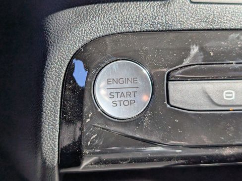 New 2026 Ford Escape SE image 19