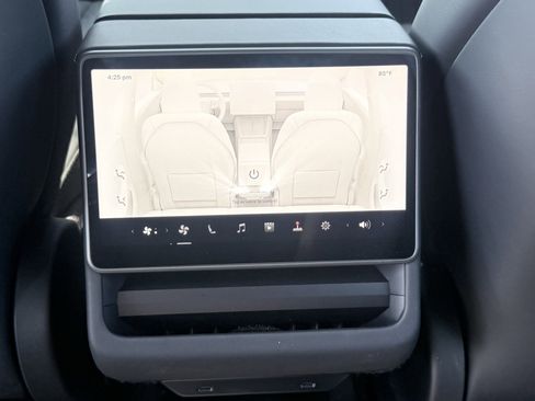 Used 2025 Tesla Model 3 RWD image 46