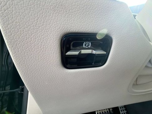 Used 2022 Mercedes-Benz S 580 4MATIC Sedan image 23
