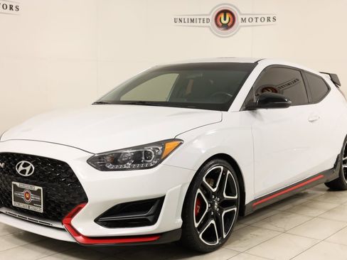 Used 2020 Hyundai Veloster N w/ Performance Package image 5