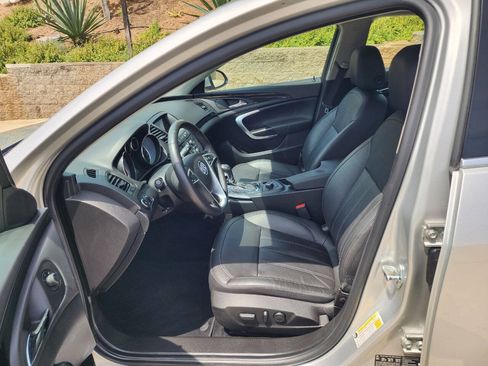 Used 2011 Buick Regal CXL w/ RL6 Preferred Equipment Group FWD image 12