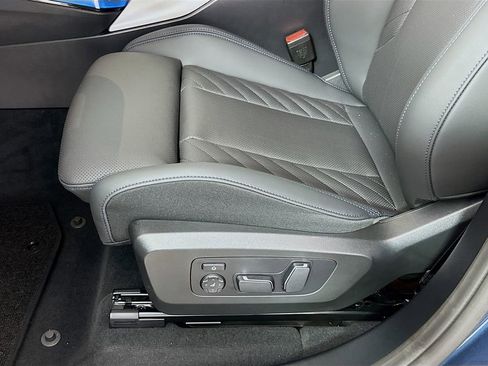 New 2026 BMW X3 xDrive30 w/ M Sport Package image 21