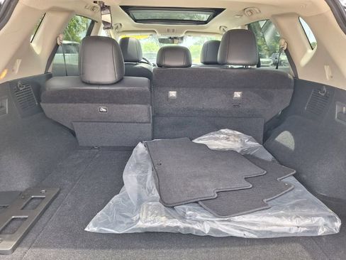 Used 2024 Nissan Murano SL FWD image 27