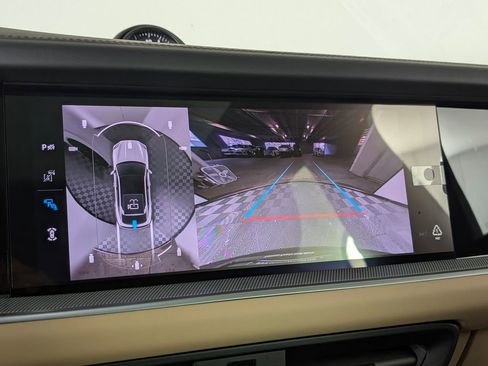 New 2026 Porsche Cayenne image 31