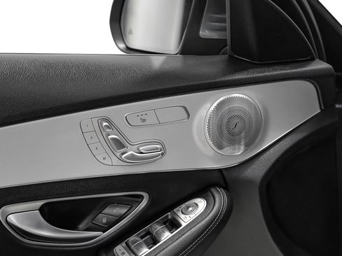 Used 2020 Mercedes-Benz C 300 Sedan image 41