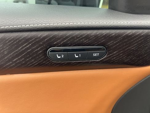 Used 2023 INFINITI QX60 Sensory w/ Vision Package image 24