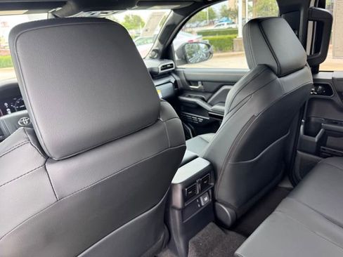 New 2026 Toyota 4Runner Limited AWD/4WD image 20