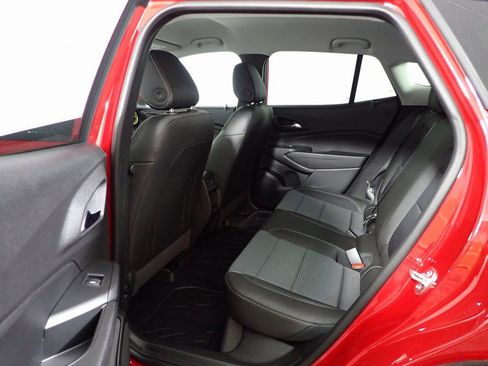 New 2026 Chevrolet Trax LT w/ LT Convenience Package image 27