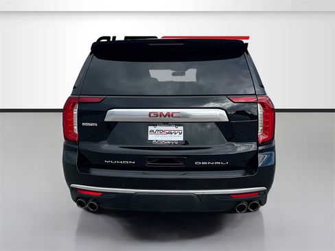 Used 2022 GMC Yukon XL Denali image 6
