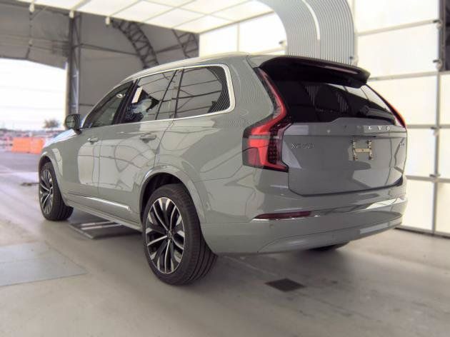 Used 2026 Volvo XC90 B6 Ultra AWD/4WD image 3