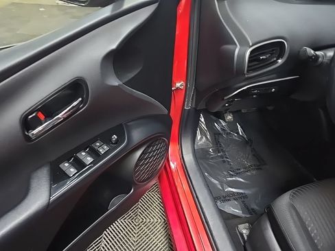 Used 2017 Toyota Prius Prime Plus FWD image 27