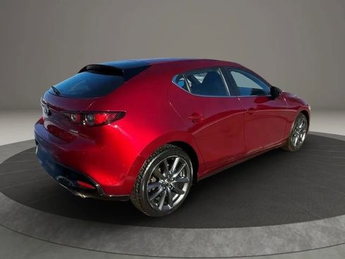 Used 2019 MAZDA MAZDA3 AWD Hatchback image 5