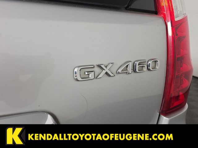 Used 2013 Lexus GX 460 w/ Convenience Pkg AWD/4WD image 11