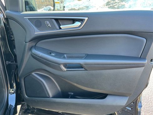 Used 2024 Ford Edge SEL w/ Convenience Package image 22