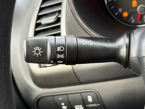 Used 2016 Kia Forte LX image 29