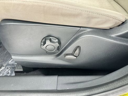 Used 2019 Ford EcoSport SE image 25