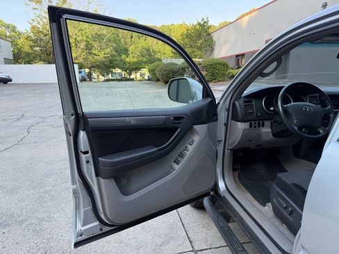 Used 2007 Toyota 4Runner Sport image 32