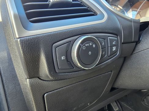 Used 2021 Ford Edge SEL w/ Convenience Package image 30