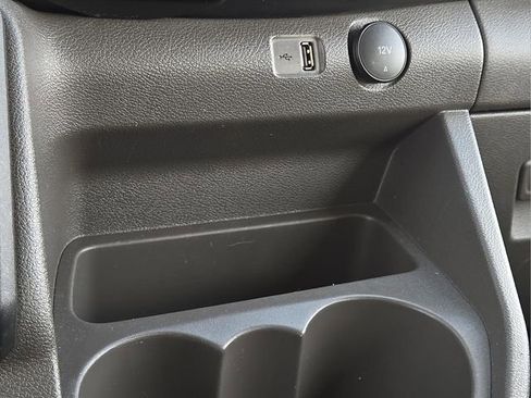 Used 2023 Ford Transit 350 XLT image 24