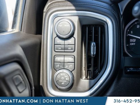 Used 2021 GMC Sierra 1500 Denali w/ Technology Package AWD/4WD image 17