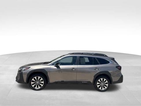Used 2024 Subaru Outback Limited AWD/4WD image 4