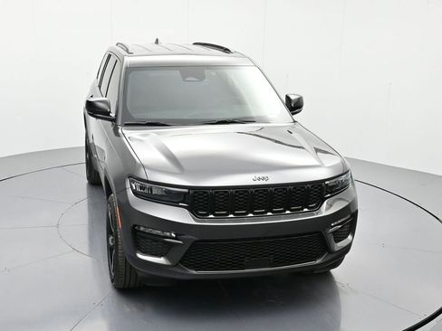 New 2025 Jeep Grand Cherokee Limited image 25