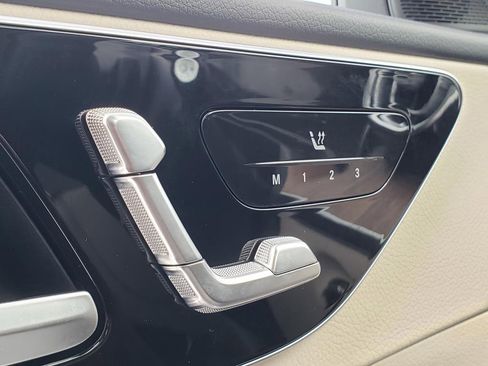 Used 2022 Mercedes-Benz C 300 4MATIC Sedan image 19