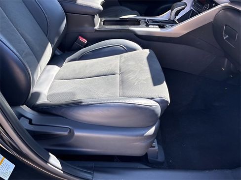 Used 2025 Mitsubishi Eclipse Cross SE image 11