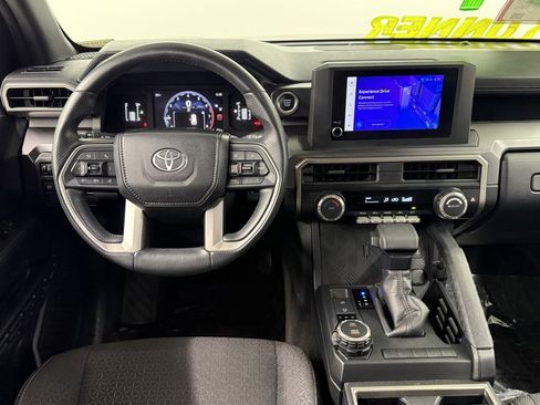 Used 2025 Toyota 4Runner SR5 image 30