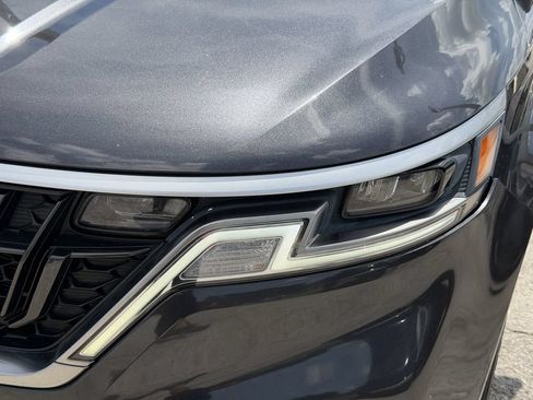 Certified 2024 Kia Carnival LX FWD image 10