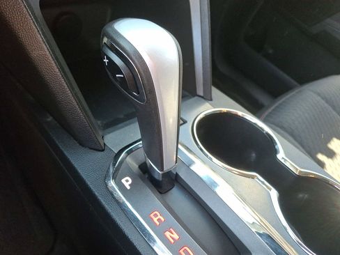 Used 2011 GMC Terrain SLE image 12