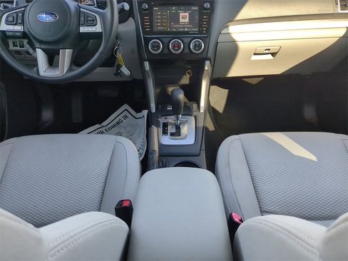 Used 2017 Subaru Forester 2.5i Premium image 14