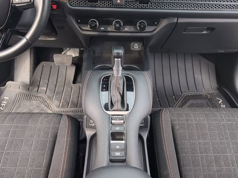 Used 2023 Honda HR-V Sport image 17