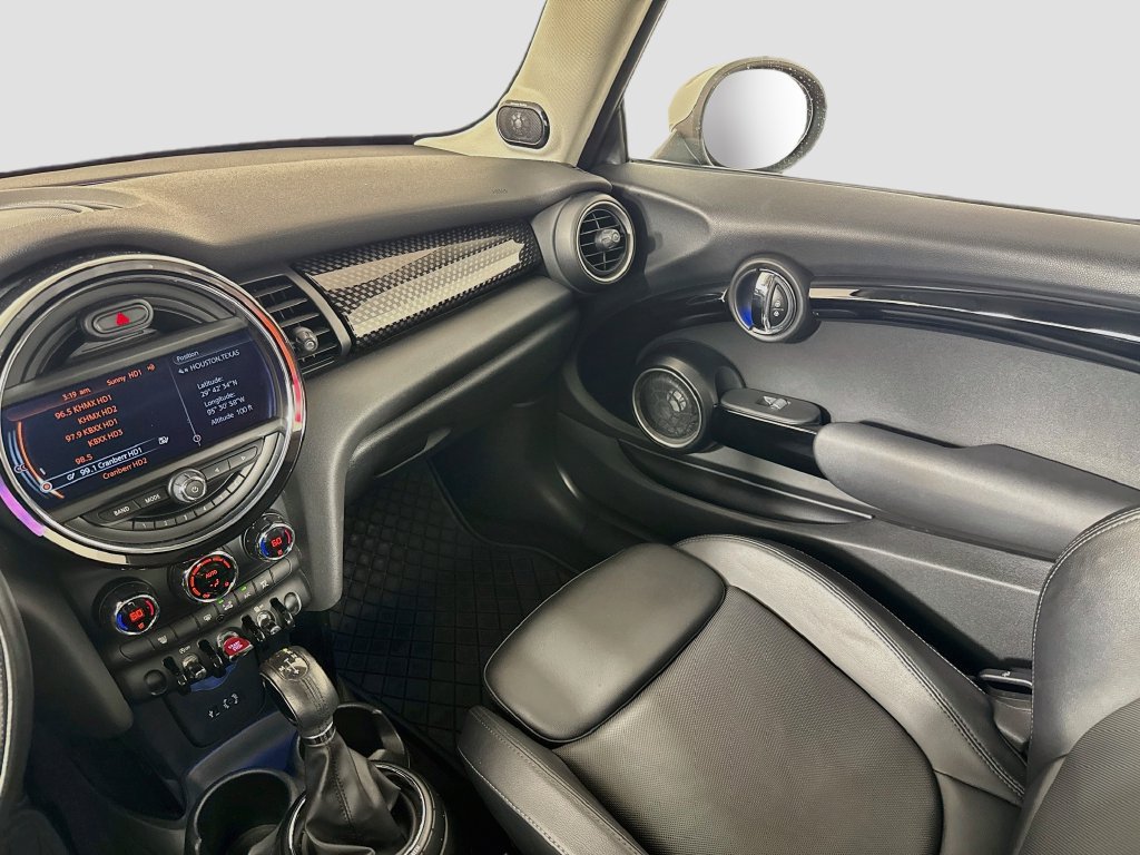 Used 2015 MINI Cooper S FWD image 25