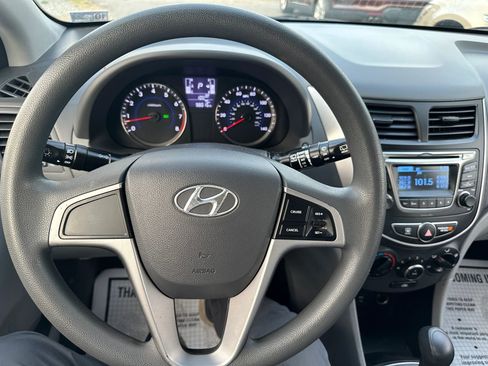 Used 2015 Hyundai Accent GS image 39