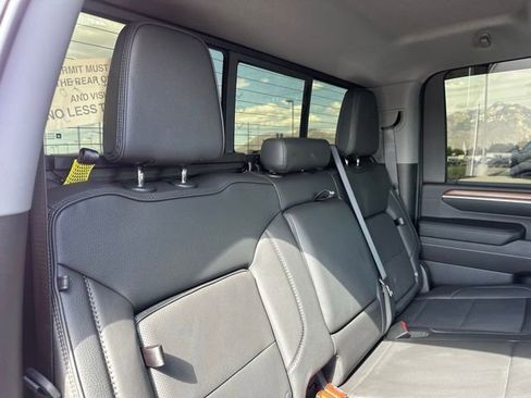 Certified 2024 GMC Sierra 3500 Denali w/ Denali Reserve Package AWD/4WD image 15