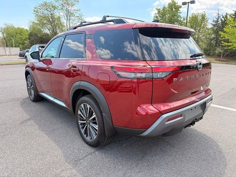 New 2026 Nissan Pathfinder Platinum AWD/4WD image 7