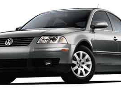 Used 2002 Volkswagen Passat GLS FWD image 1