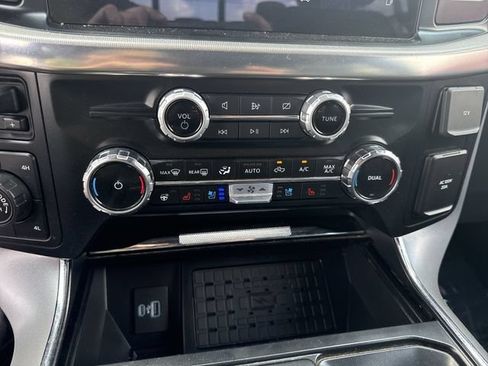 Used 2024 Ford F150 Lariat w/ Equipment Group 502A High AWD/4WD image 19