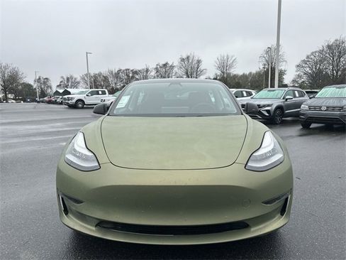 Used 2020 Tesla Model 3 Standard Range Plus image 8