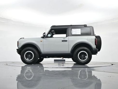 Certified 2023 Ford Bronco Badlands image 38