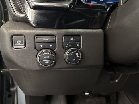 Used 2023 Chevrolet Silverado 1500 LT AWD/4WD image 19